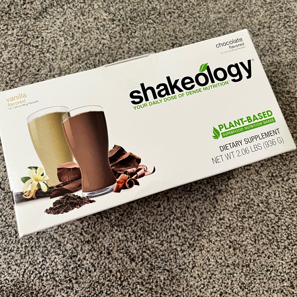 Vegan Shakes - Chocolate & Vanilla
